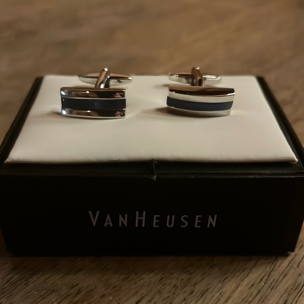 VanHeusen cuff links silver with acrylic stripe